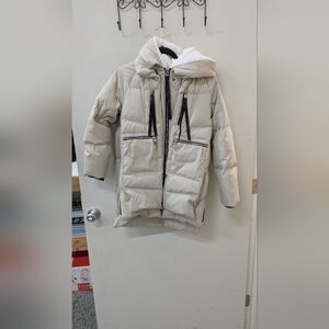 Women's Cream Puffer Jacket